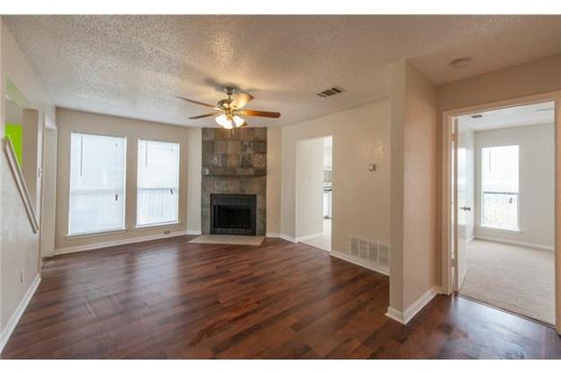 Building Photo - 2003 Kenneth Ave