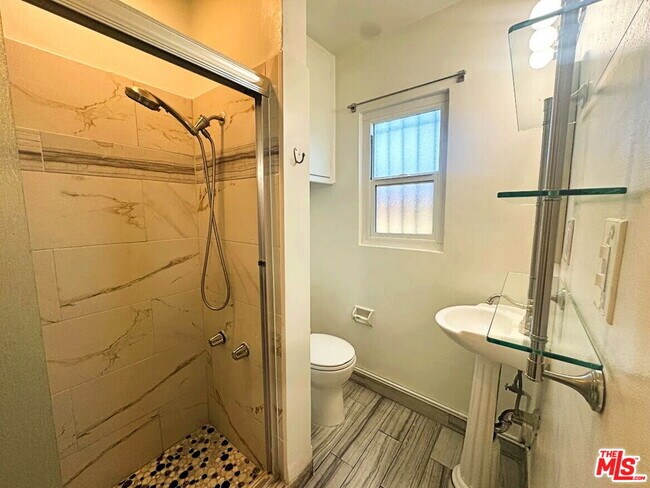 Building Photo - 110 S Rampart Blvd