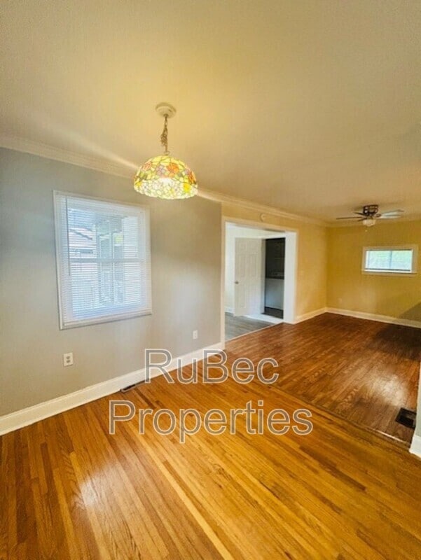 Building Photo - 638 Vanderbrook Rd