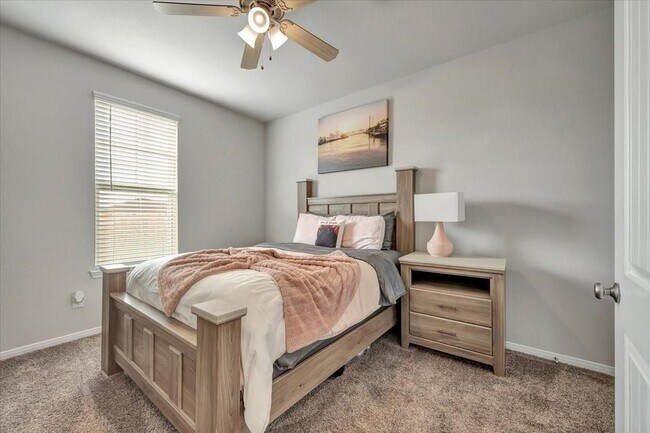 Building Photo - 1414 Veranda Mist