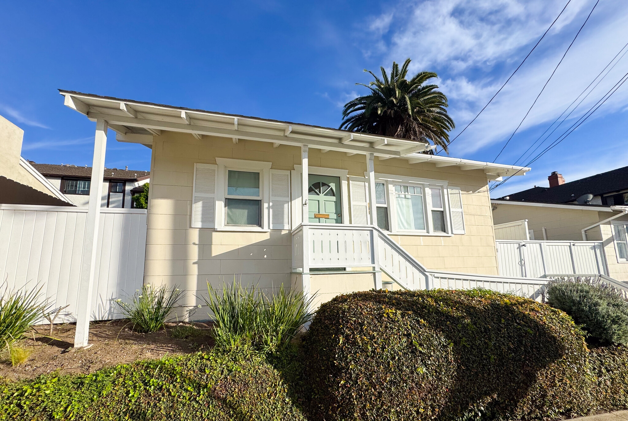 Building Photo - 108 Beryl St