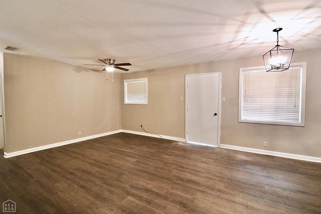 Building Photo - Charming 3 Bedroom Home in Jonesboro with ...