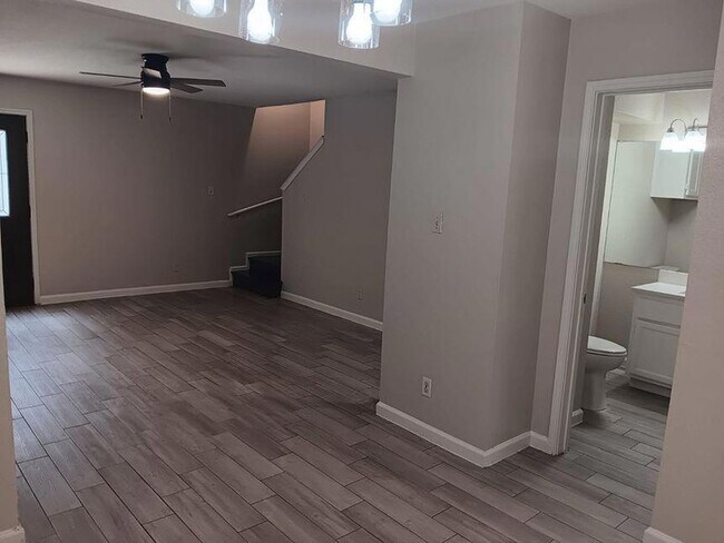 Building Photo - 8402 Fathom Cir