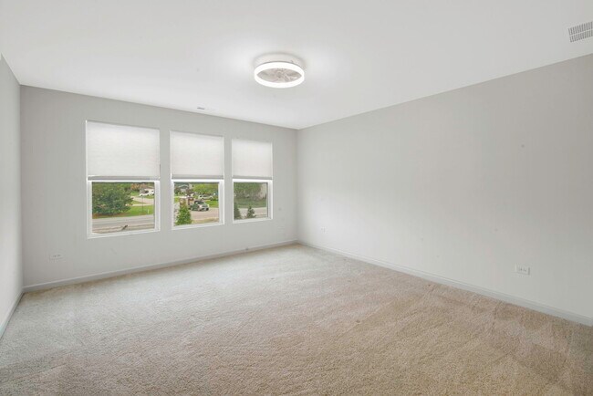 Building Photo - 2759 Lawlor Ln