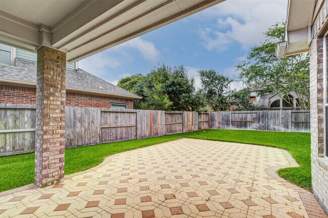 Building Photo - 21806 Colonial Bend Ln
