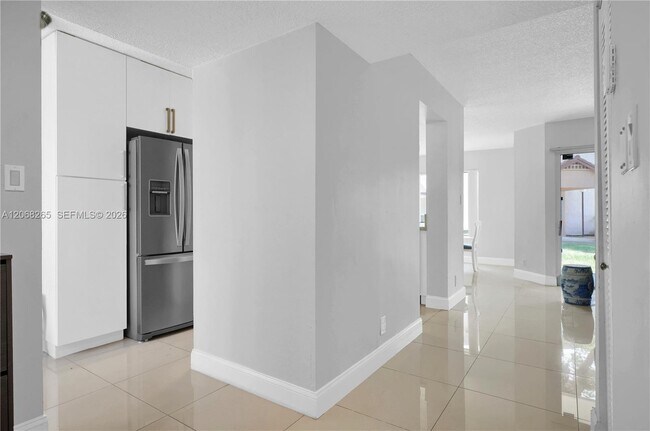 Building Photo - 13946 SW 91st Terrace