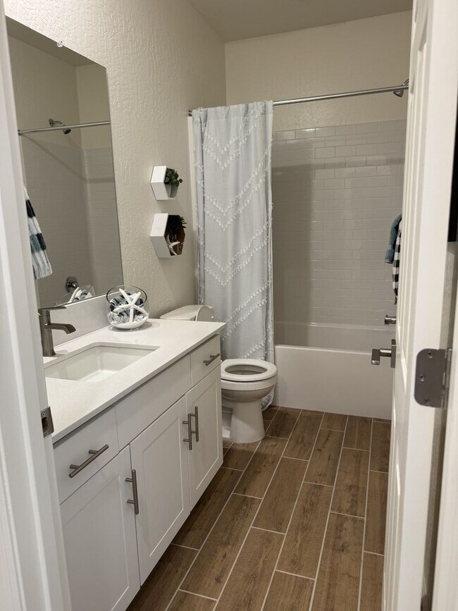 Building Photo - Brand New Former Model Home in Riverstone