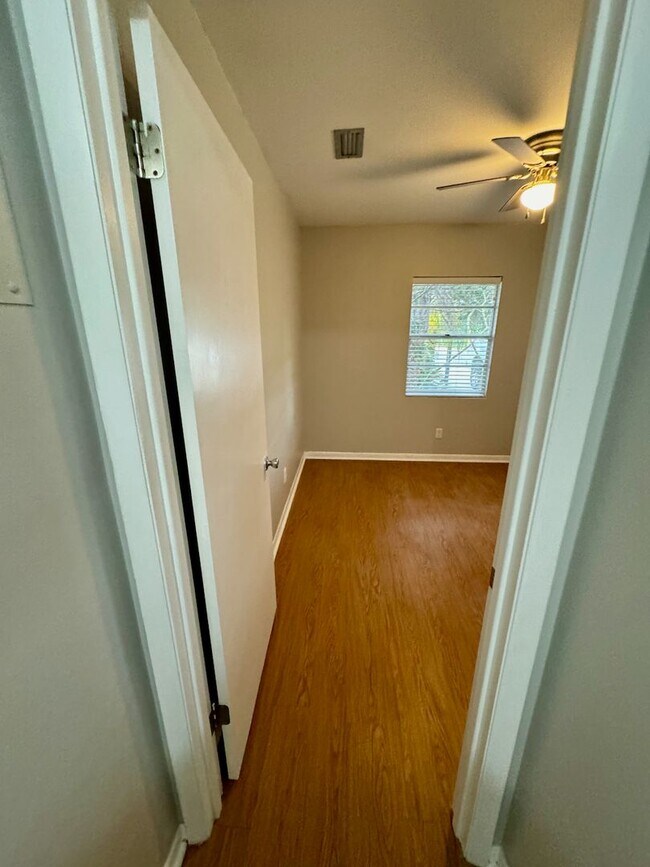 Building Photo - 3 bedroom home with large yard on the west end!