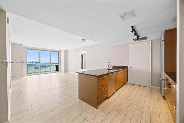 Building Photo - 50 Biscayne Blvd