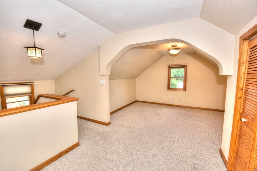 Building Photo - 2537 N 65th St