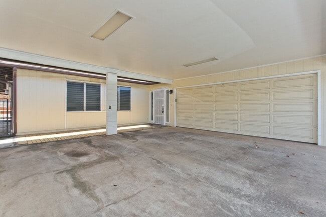 Building Photo - Mililani Town - 3 Bedroom, 2 Bath, Garage ...