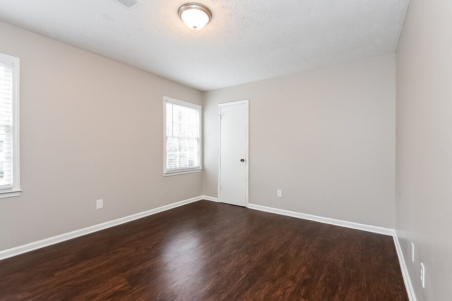 Building Photo - 770 Joseph Club Dr