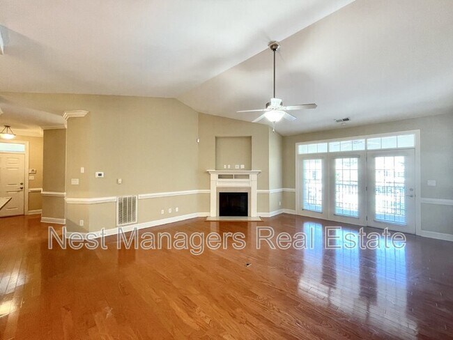 Building Photo - 1931 Dante Ln