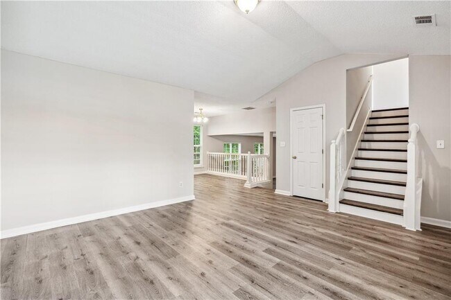 Building Photo - 5849 Amerson Ln