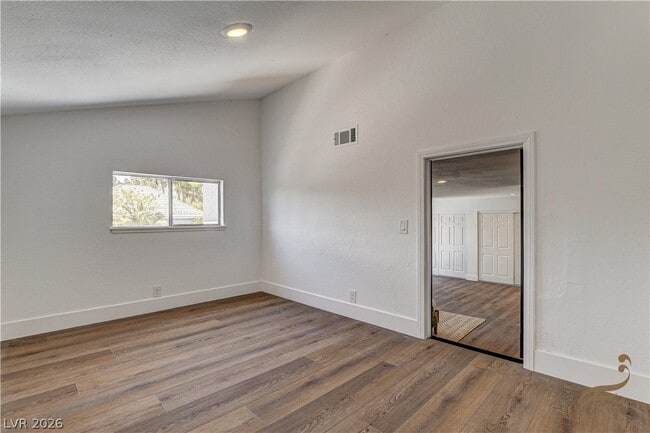 Building Photo - 2685 S Tenaya Way