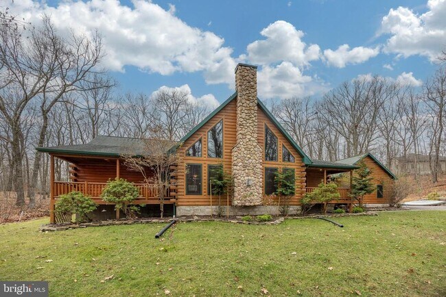 Building Photo - 1212 Acacia Dr