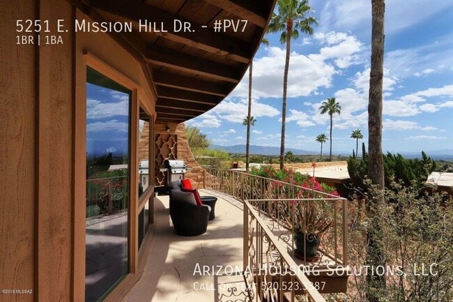 Building Photo - Palo Verde 7