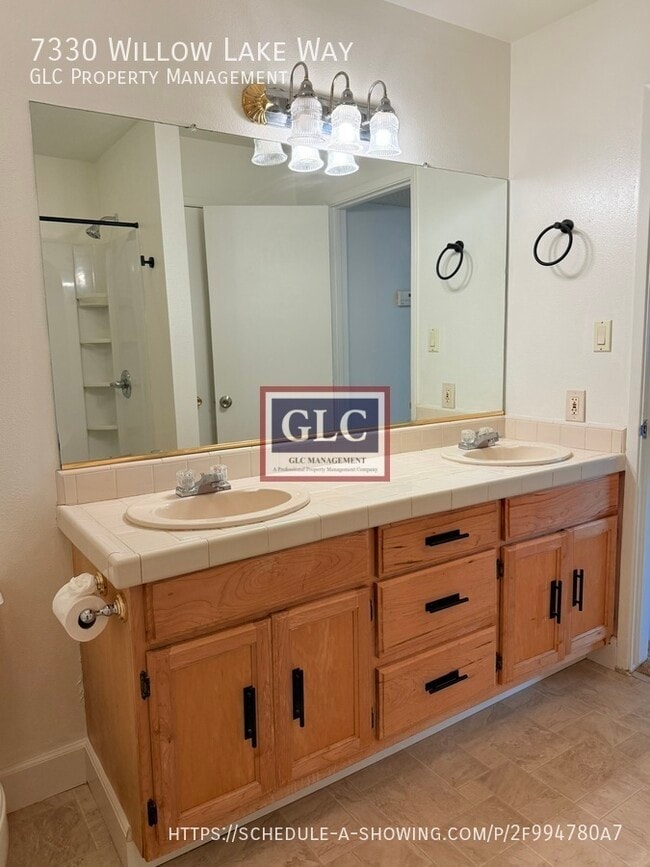 Building Photo - 7330 Willow Lake Way