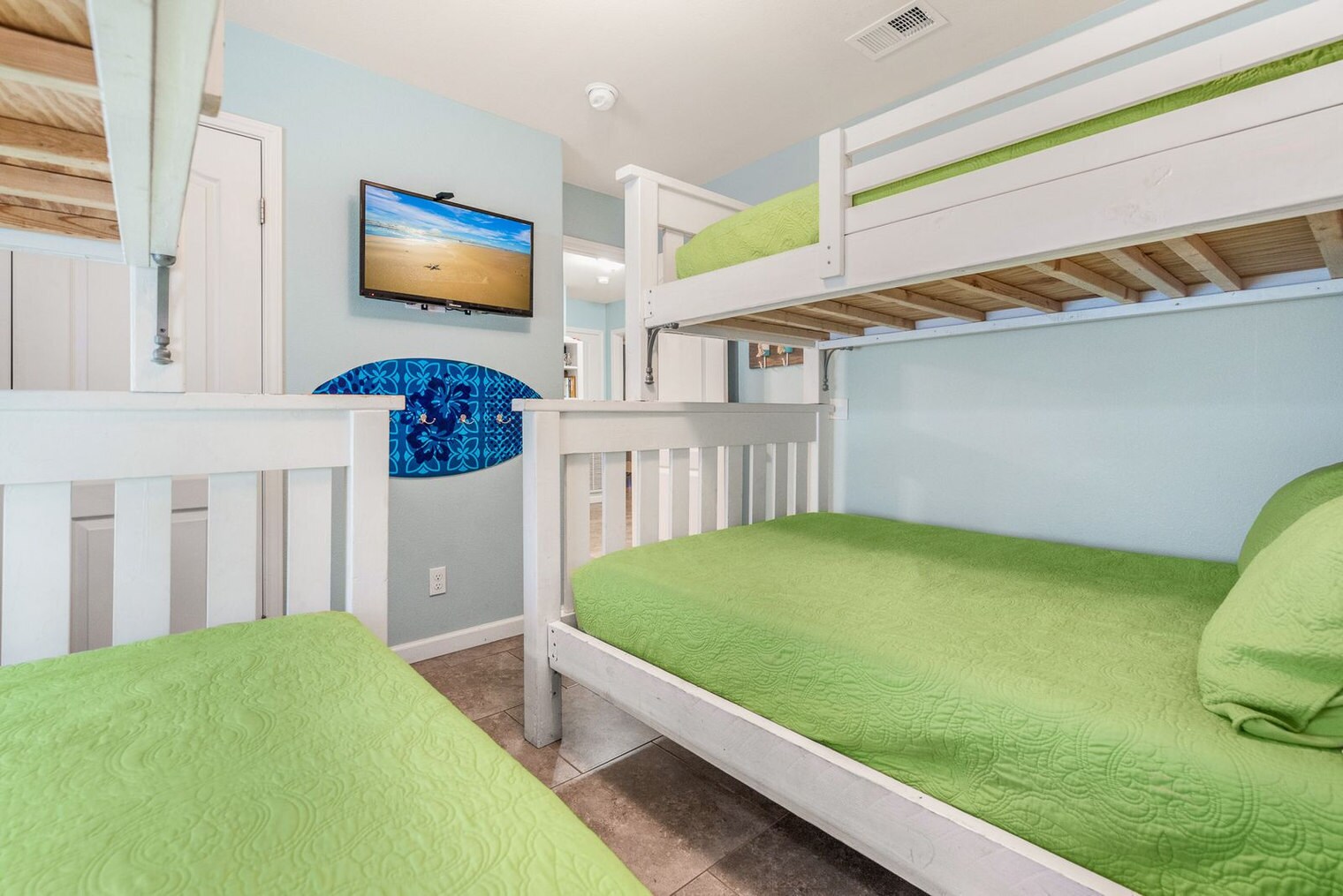 Building Photo - 618 Island Retreat Ct
