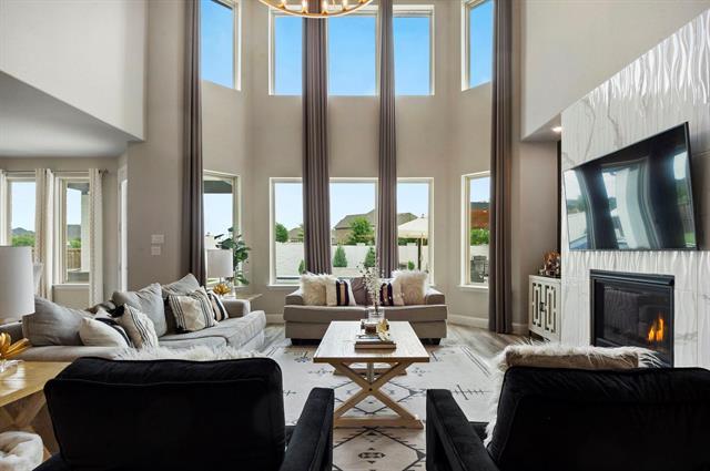 Building Photo - 2124 Dublin Ct