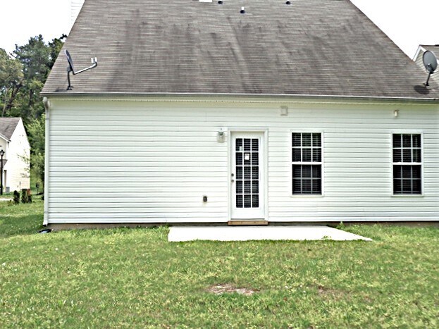 Building Photo - 5729 Brookfield Pointe Dr