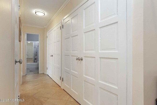 Building Photo - 675 Ocean Ave N