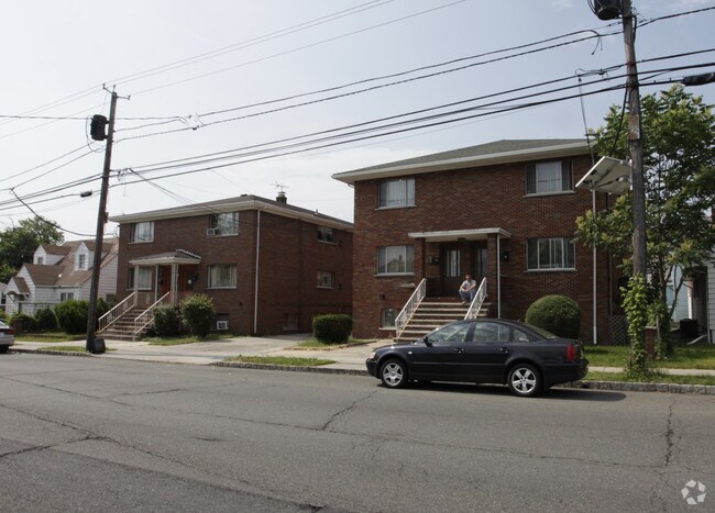 Building Photo - 485-489 Fayette St