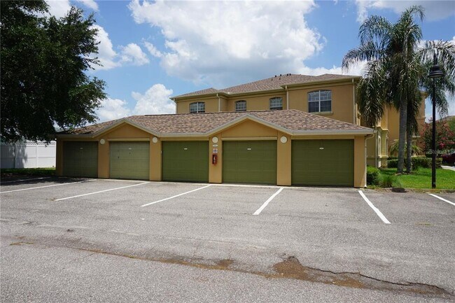 Building Photo - 719 Terrace Ridge Cir