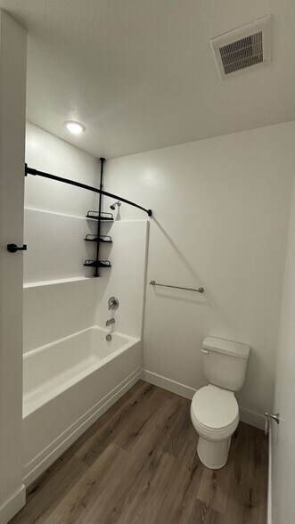 Building Photo - 3115 S 200 W