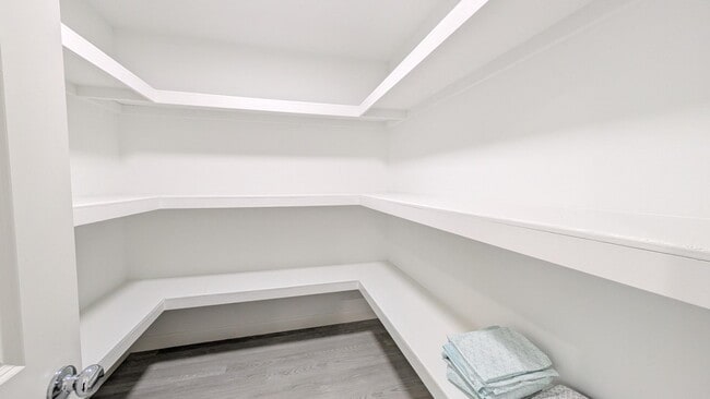 Building Photo - 2253 Papermill Rd