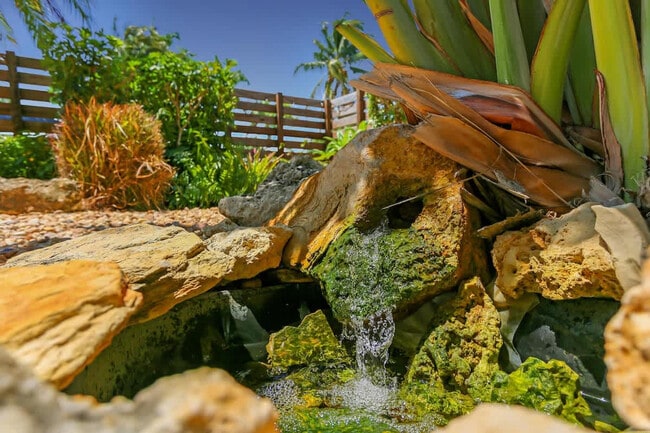 Building Photo - 1449 NE 23rd St