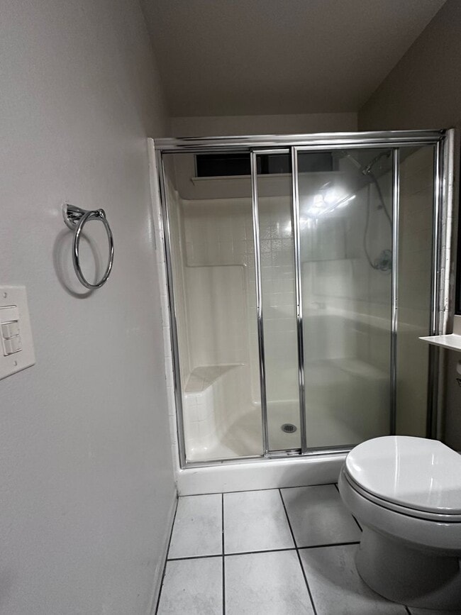 Building Photo - MAB1V