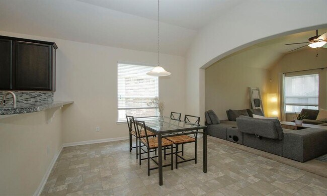 Building Photo - 21615 Rainfall Park Dr