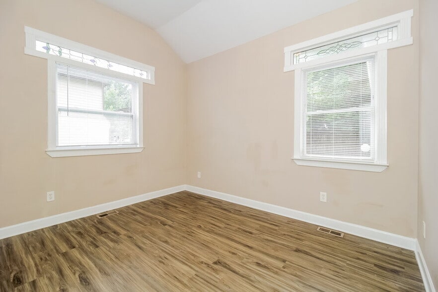 Building Photo - 4275 Cabretta Dr SE
