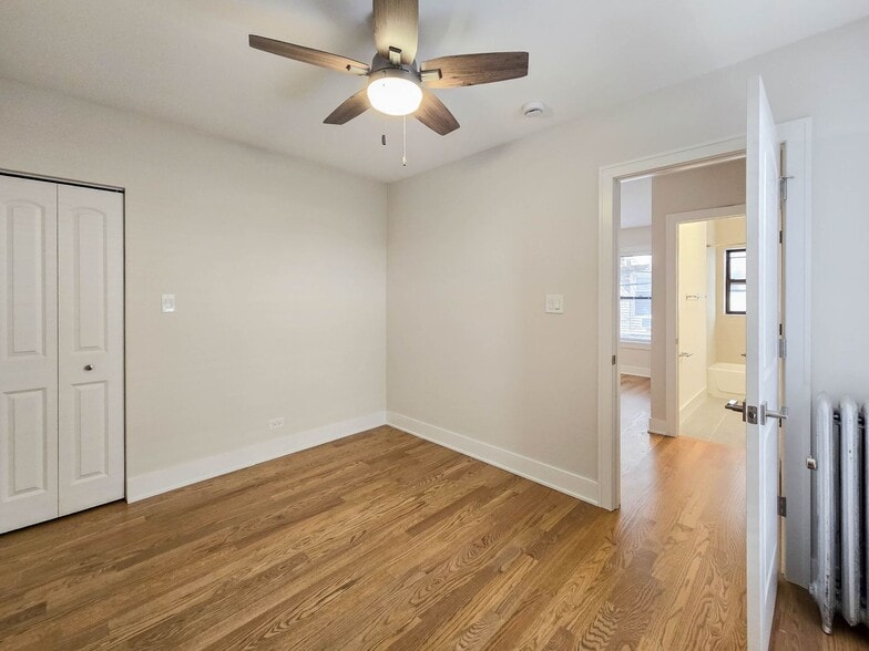 Building Photo - 520 W Cornelia Ave