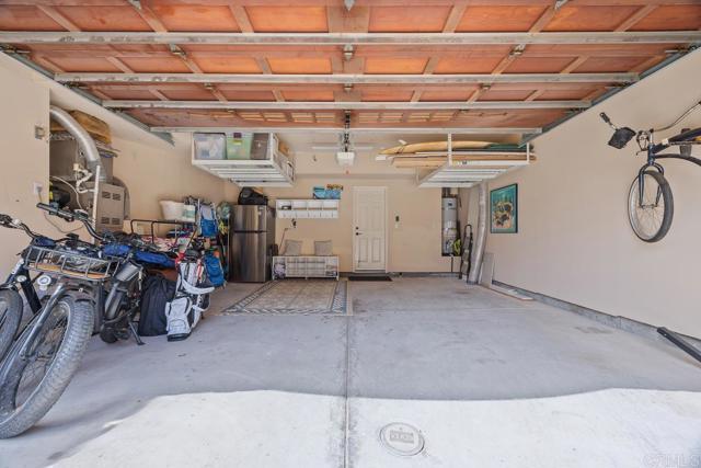 Building Photo - 301 N Rios Ave
