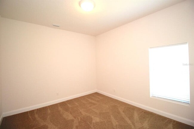 Building Photo - 76 Folson Ln