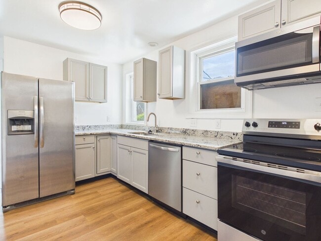 Building Photo - 3600 Pilots Ln