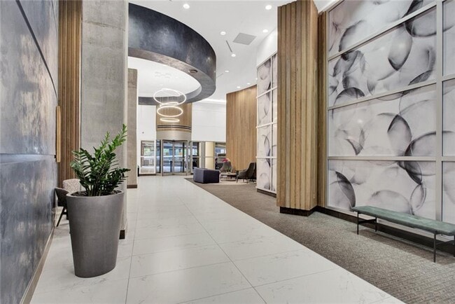 Building Photo - 943 Peachtree St NE