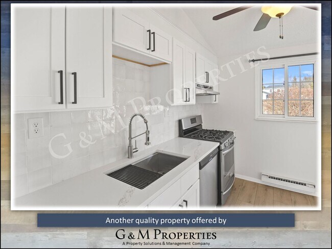 Building Photo - Beautifully Renovated 3-Bedroom Split-Level Home for Rent – Move-In Ready!