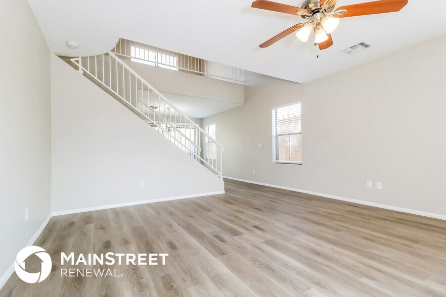 Building Photo - 2837 S 63rd Dr