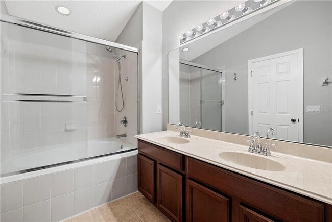 Building Photo - 12335 Cruxbury Dr