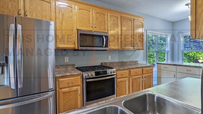 Building Photo - 3317 Sunny Slope Dr
