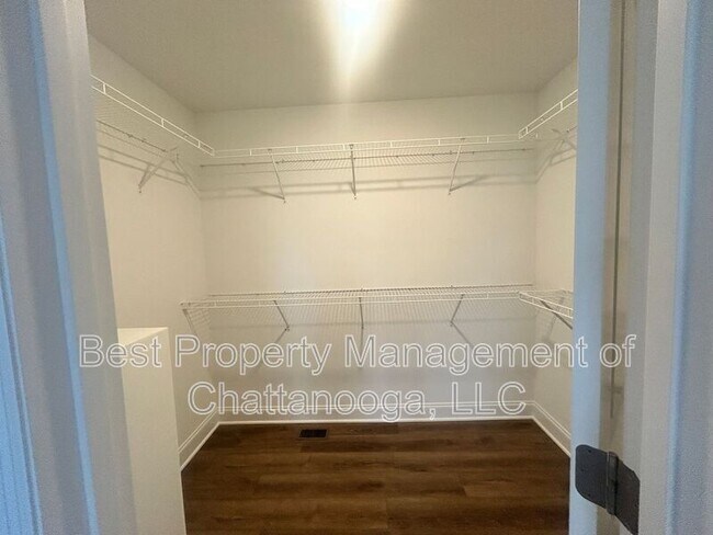 Building Photo - 8149 Ashby Gap Way