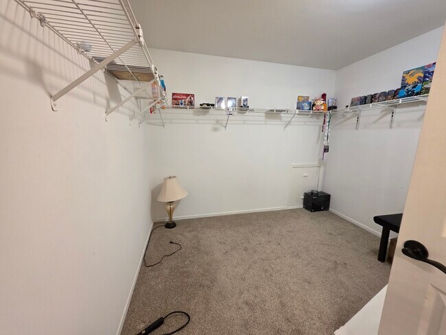 Building Photo - 953 Brunswick Cir