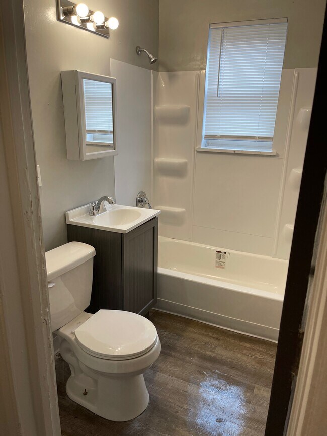 Building Photo - The Wash Apartments