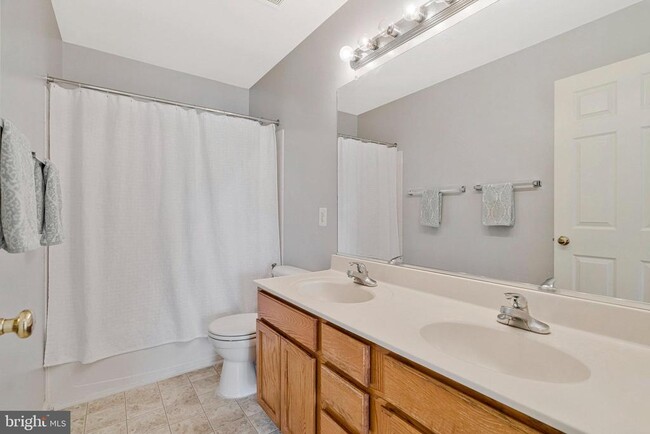 Building Photo - 44208 Navajo Dr