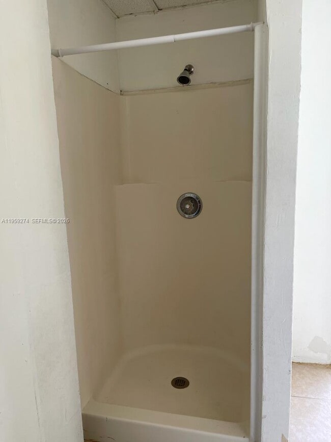 Building Photo - 1012 N 24th Ave