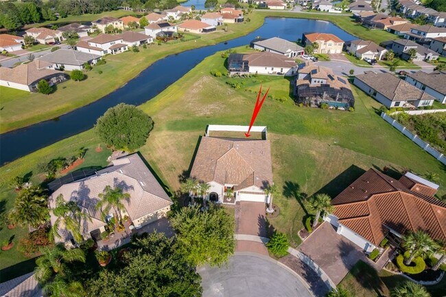 Building Photo - 2630 Summerland Way