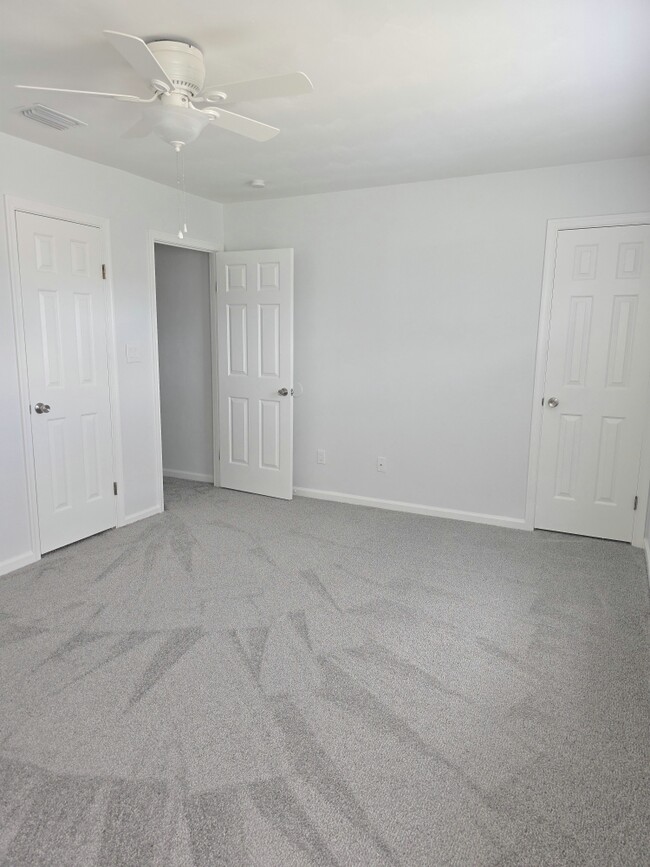 Building Photo - 1441 Canadian Ct